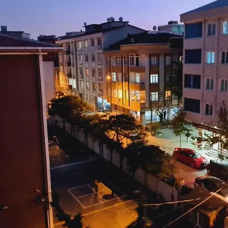 Nice Full With Kitchen And Balcony * Istanbul